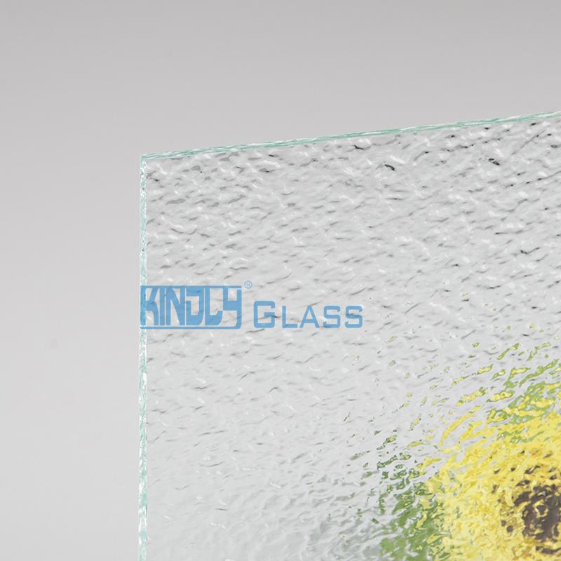 Clear 100G Patterned Glass